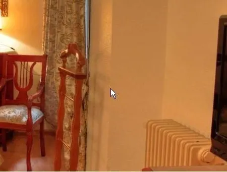特瑞兹艾弗酒店 3* Torre del Campo