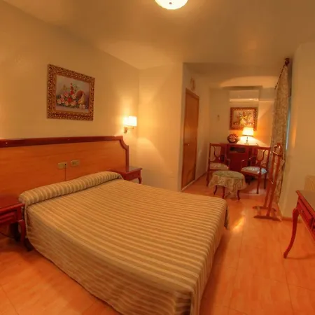 Torrezaf Hotel 3*